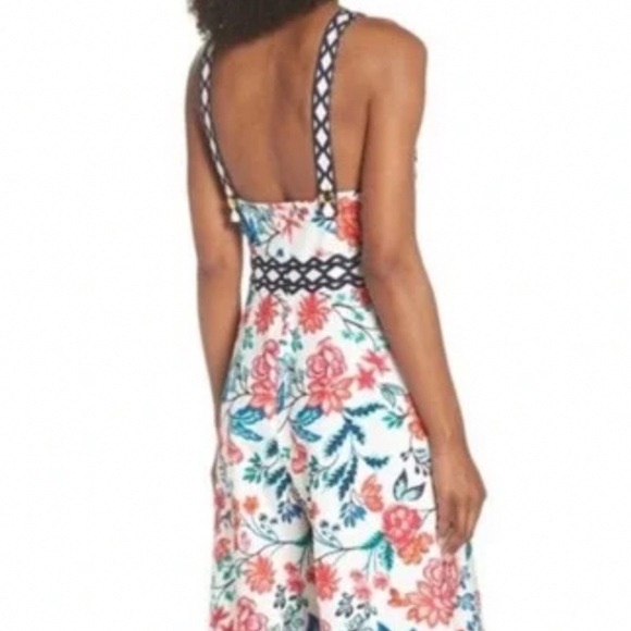 Eliza j - Picture 2 of 7